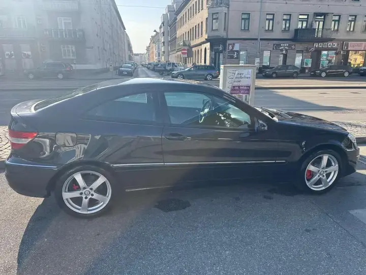 Mercedes-Benz Clc-Klasse 2009 photo 3