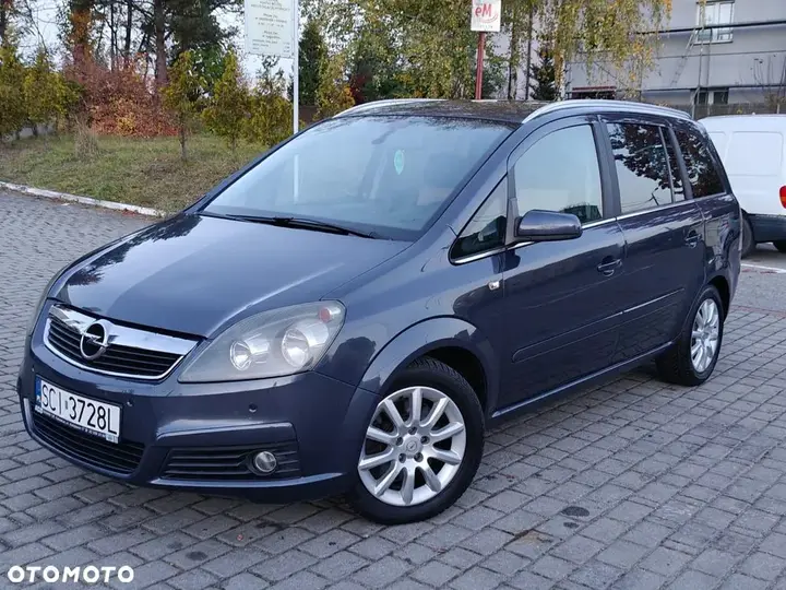 Opel Zafira 2007 photo 2