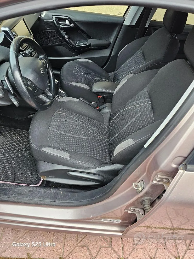 Peugeot 2008 2012 photo 5