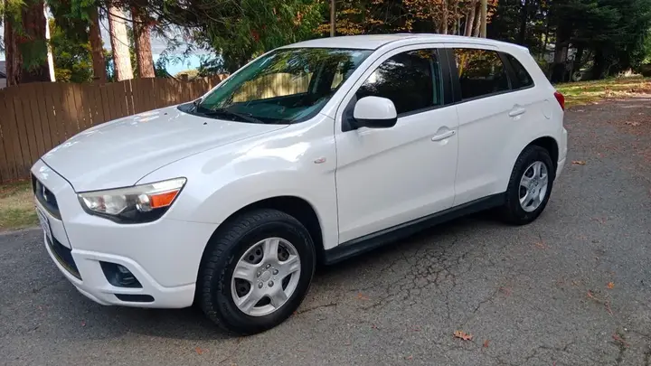 Mitsubishi Rvr 2011 photo 2