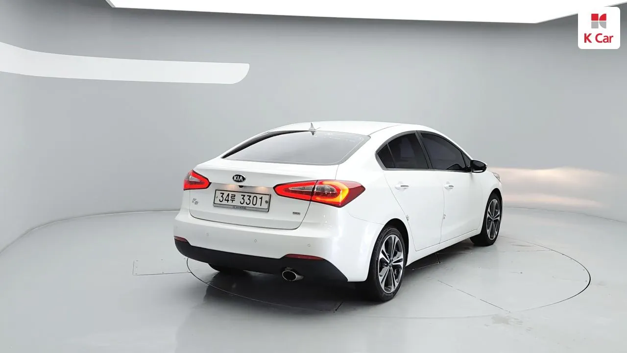 Kia K3 2013 photo 2