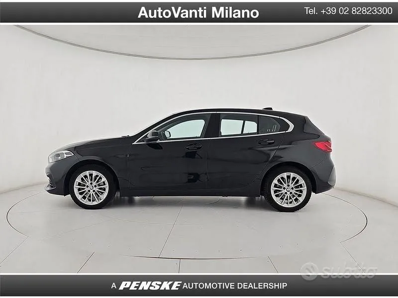 BMW 1 Series 2023 photo 3