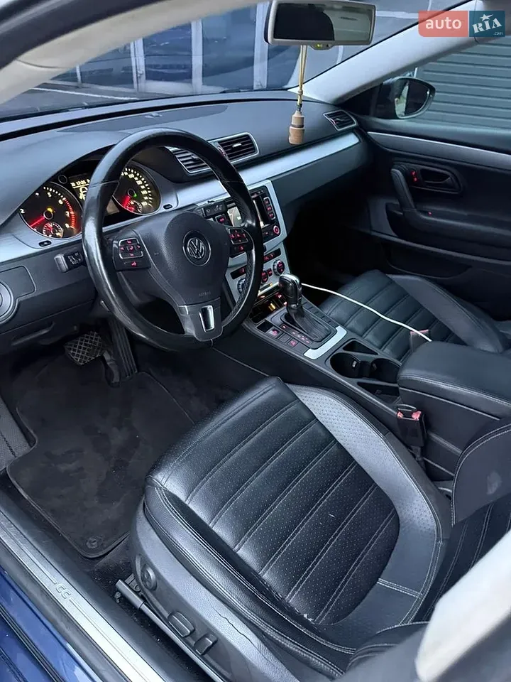 Volkswagen Cc / Passat Cc 2012 photo 2