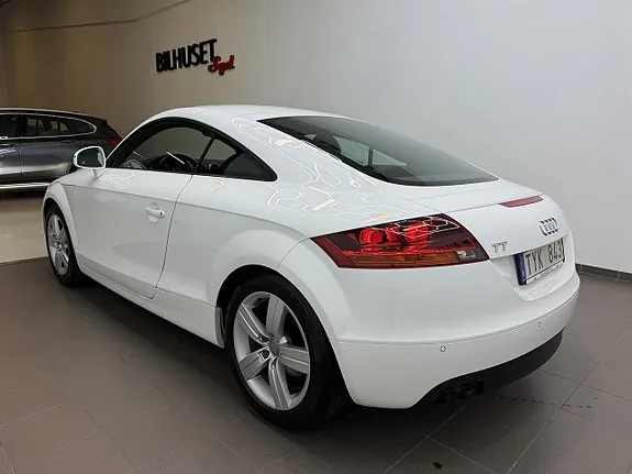 Audi Tt 2010 photo 3