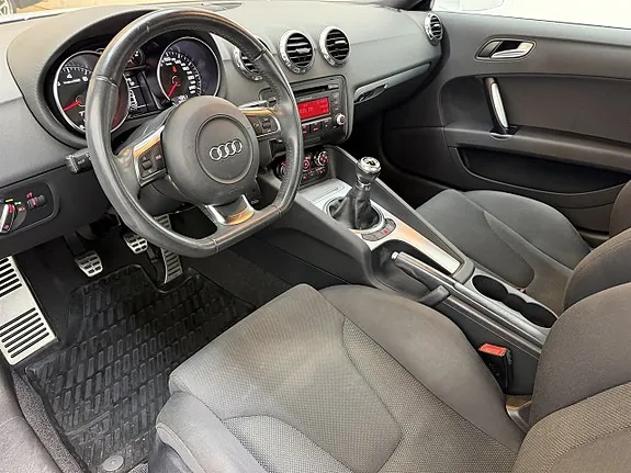 Audi Tt 2010 photo 4