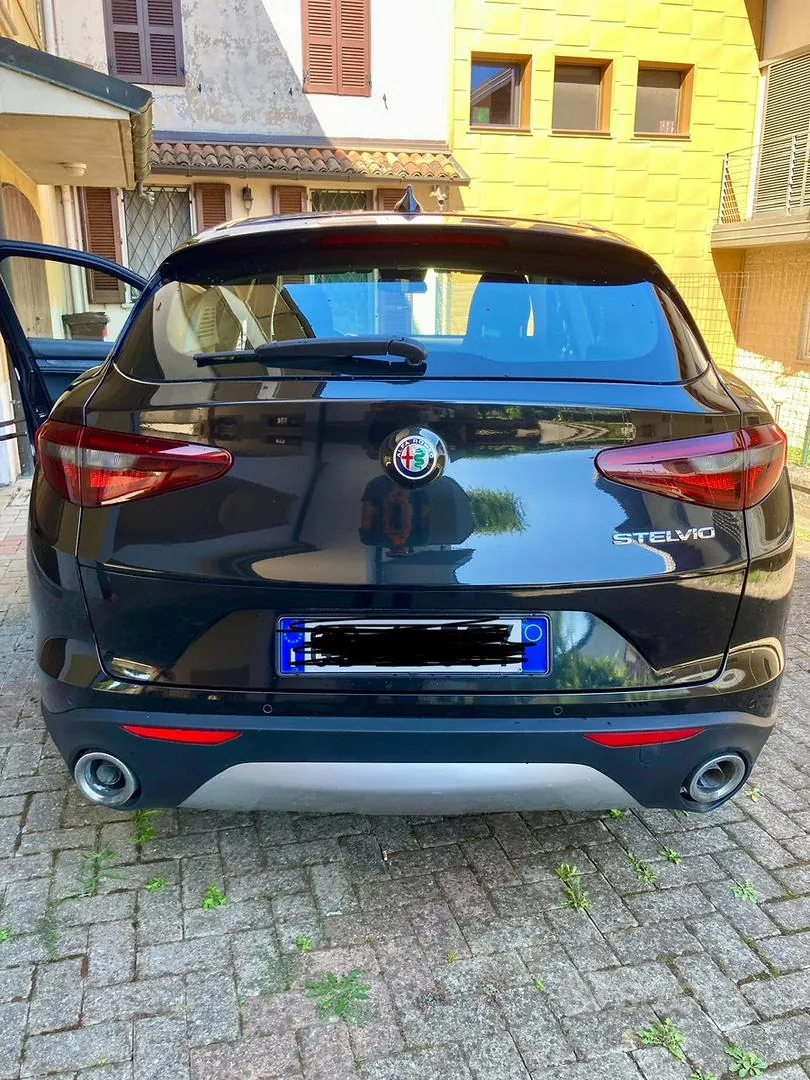 Alfa Romeo Stelvio 2020 photo 4