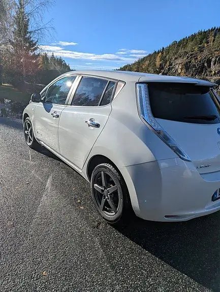 Nissan Leaf 2016 photo 3