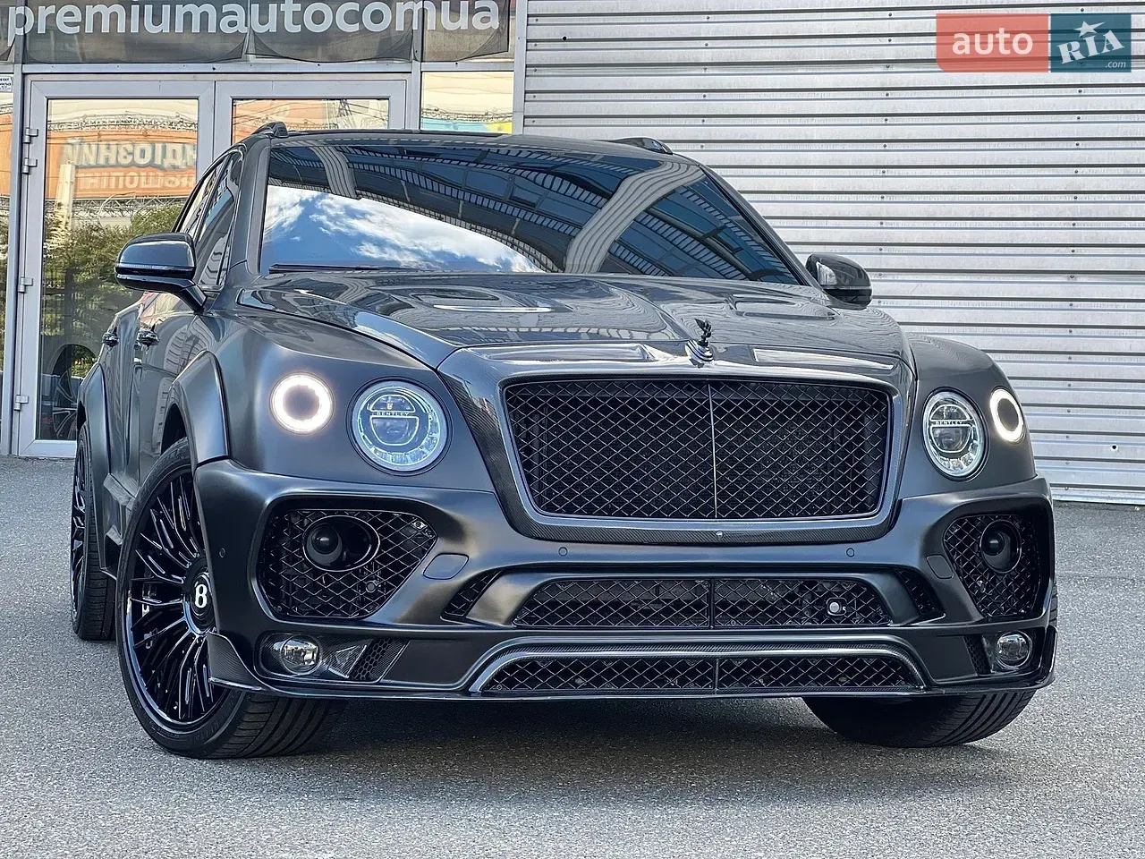 Bentley Bentayga 2019 photo 2