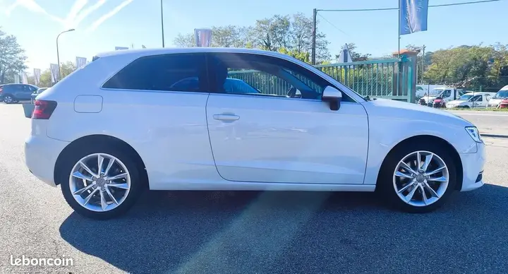 Audi A3 2016 photo 4