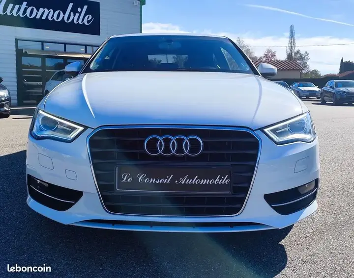 Audi A3 2016 photo 2