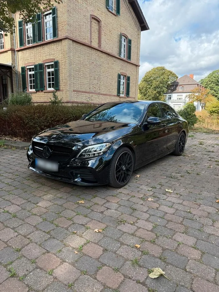 Mercedes-Benz C300