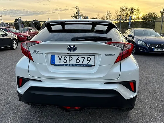 Toyota C-Hr 2018 photo 4