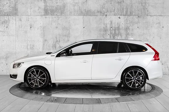 Volvo V60 2016 photo 4