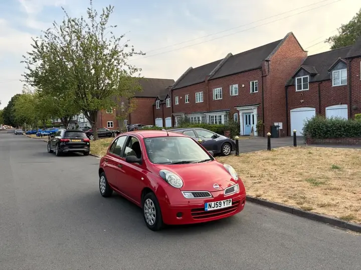 Nissan Micra 2009 photo 2