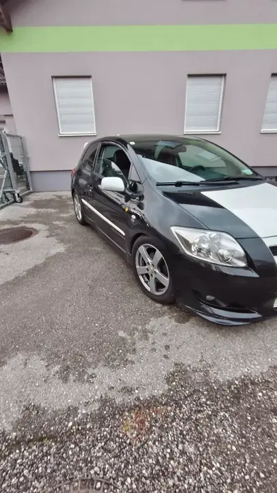 Toyota Auris 2007 photo 2