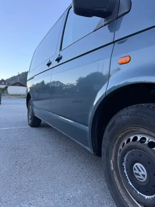 Volkswagen T5 2007 photo 3