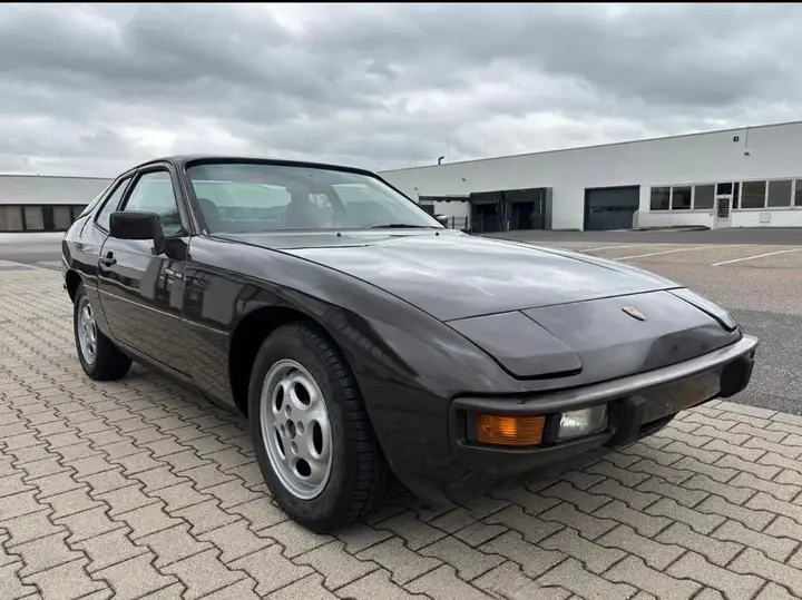 Porsche 924