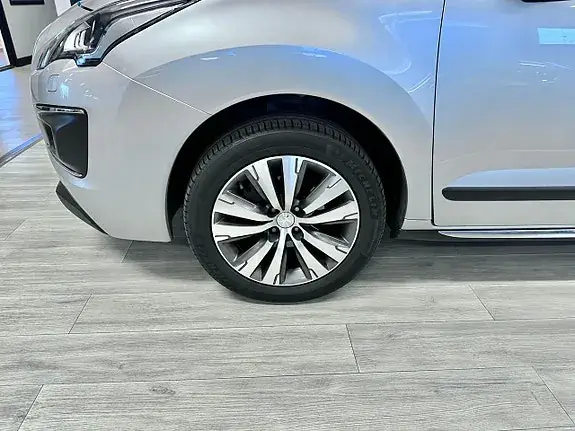 Peugeot 3008 2015 photo 3