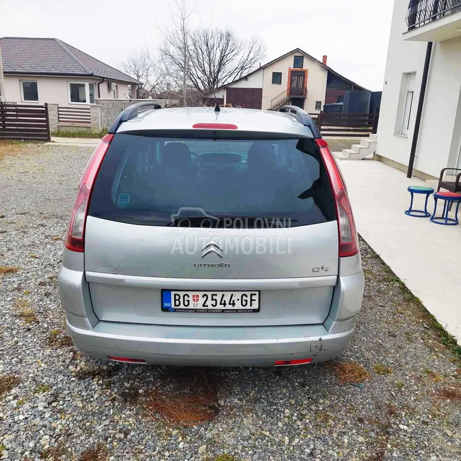 Citroen C4 Picasso 2010 photo 5