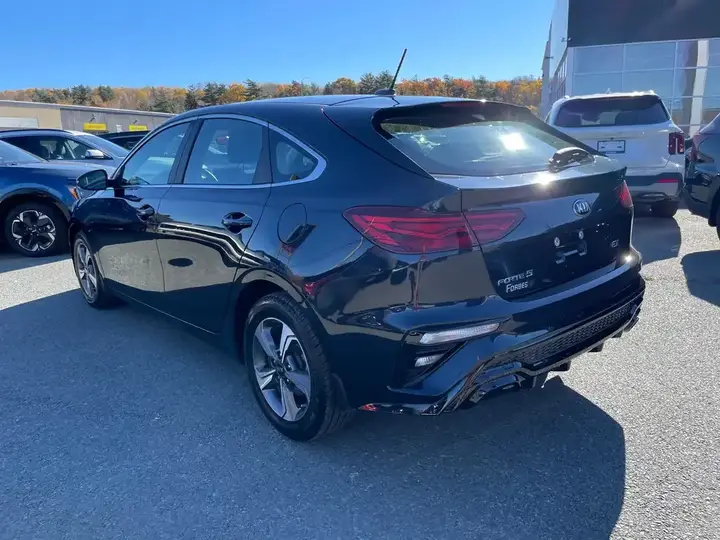 Kia Forte 2021 photo 5