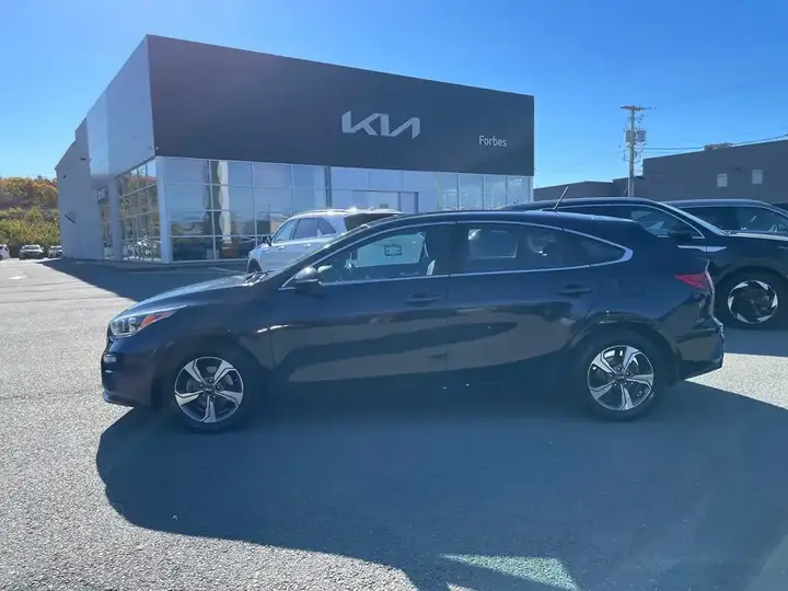 Kia Forte 2021 photo 4