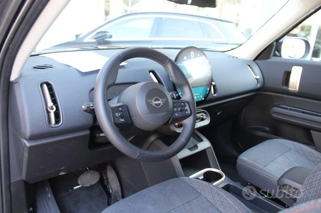 Mini Countryman 2024 photo 2