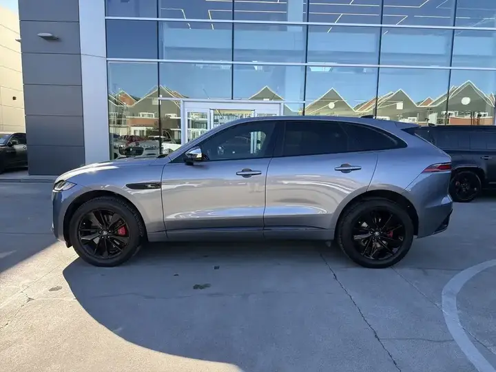 Jaguar F-Pace 2023 photo 5