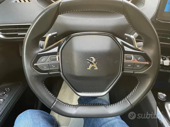 Peugeot 3008 2022 photo 5