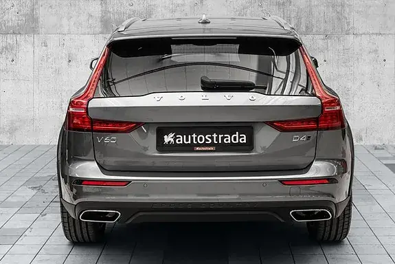 Volvo V60 Cross Country 2019 photo 5