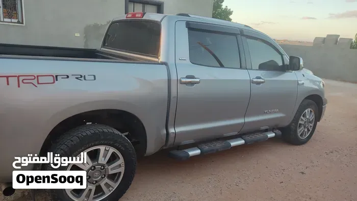 Toyota Tundra 2010 photo 4