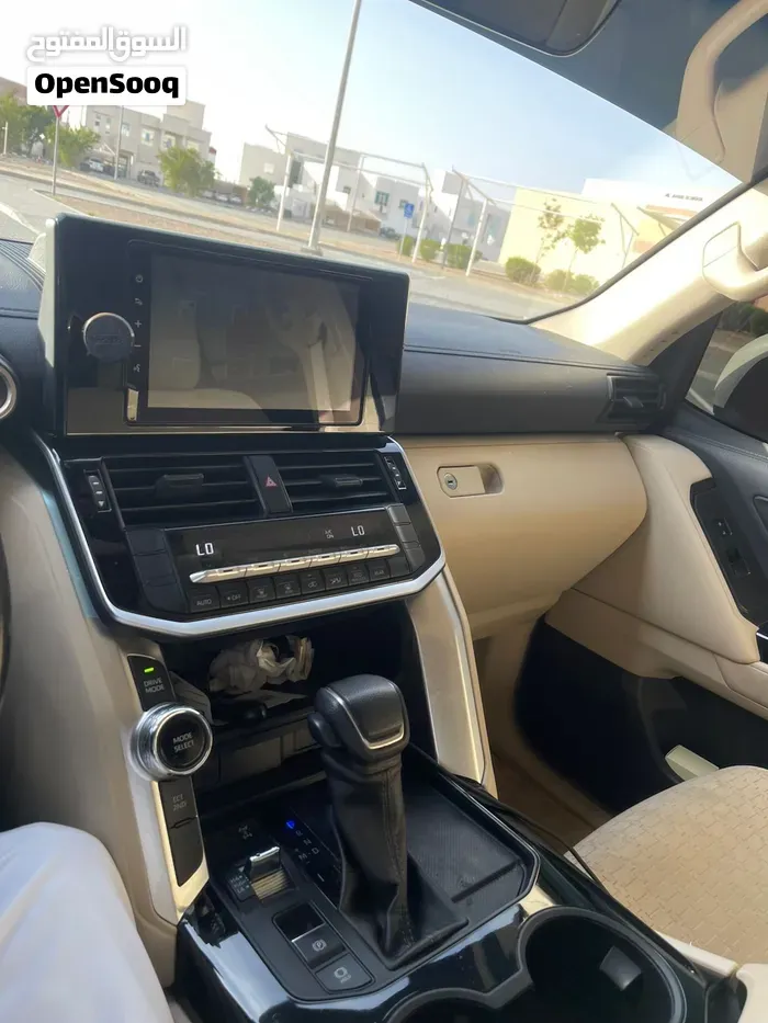 Toyota Land Cruiser Gxr 2022 photo 4