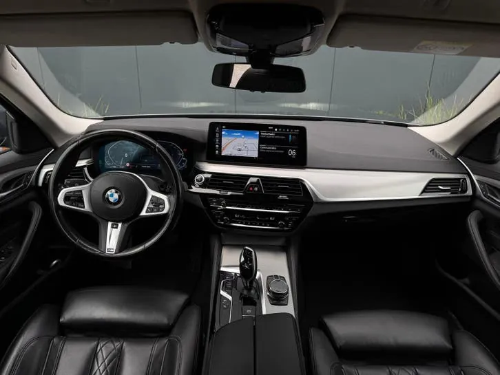 BMW 5 Series 2020 photo 2