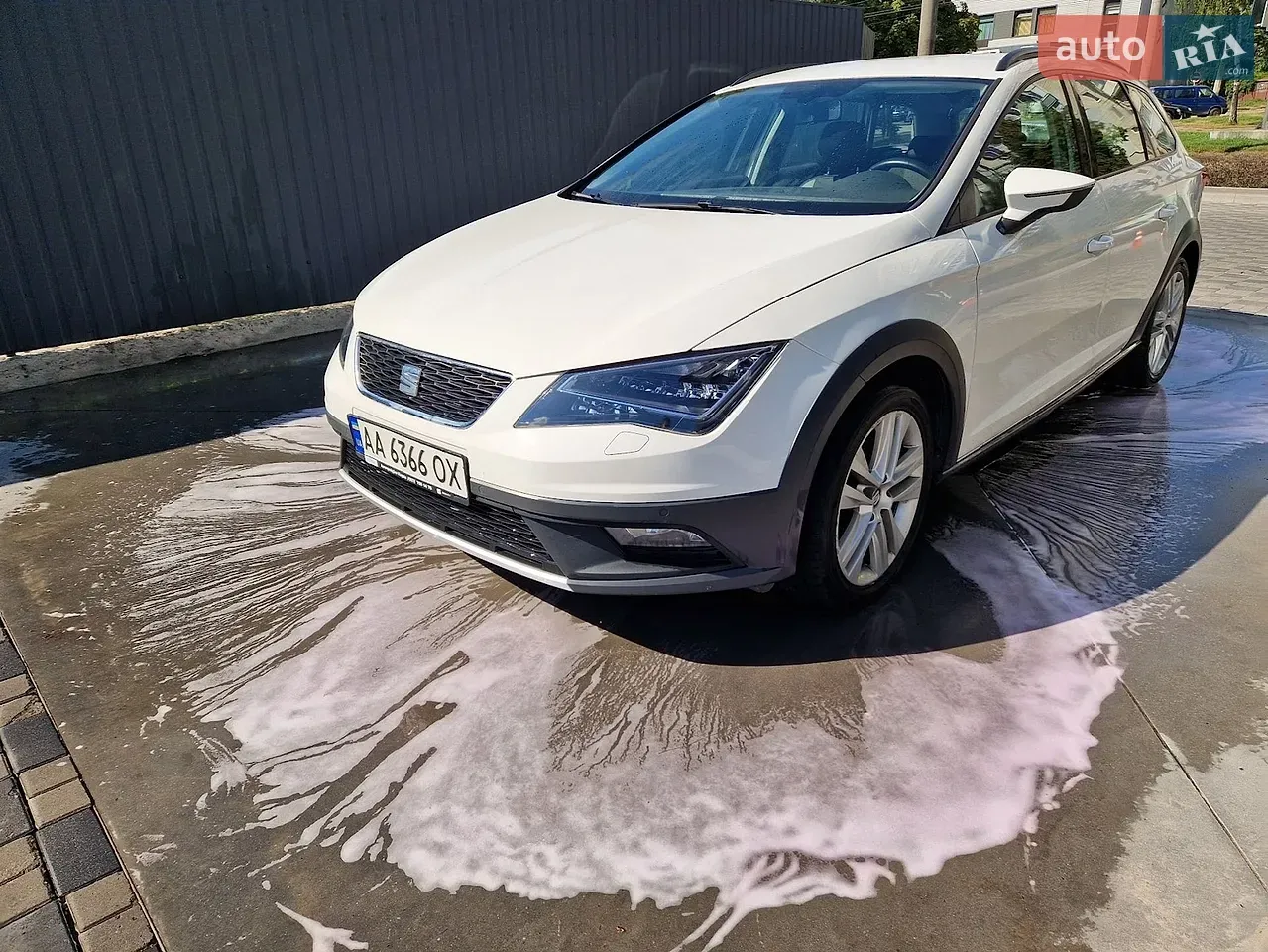 Seat Leon 2015 photo 2