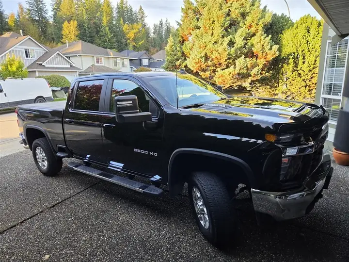 Chevrolet Silverado 3500Hd 2023 photo 3