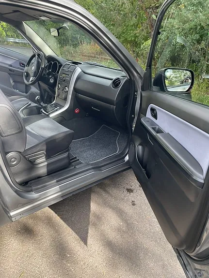 Suzuki Grand Vitara 2005 photo 5