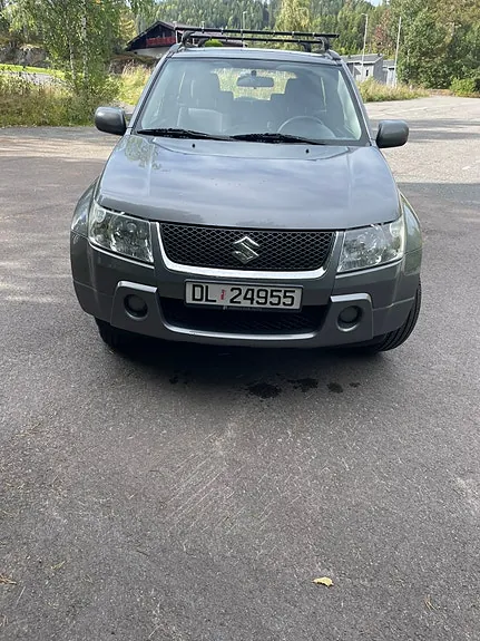 Suzuki Grand Vitara 2005 photo 2