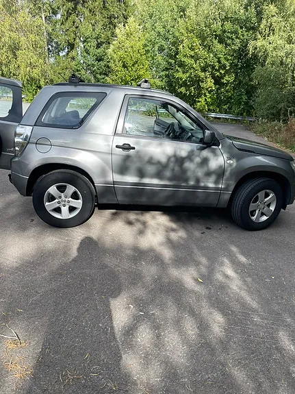 Suzuki Grand Vitara 2005 photo 4