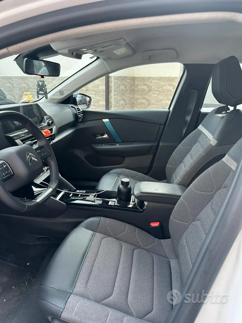 Citroen E-C4 2023 photo 5