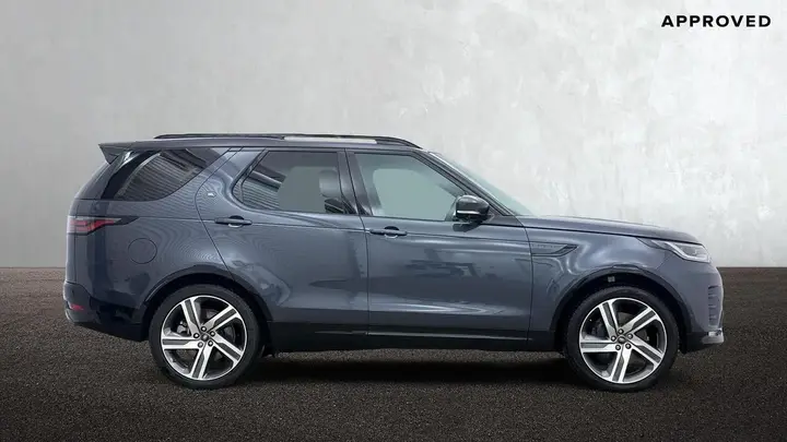 Land Rover Discovery 2026 photo 5