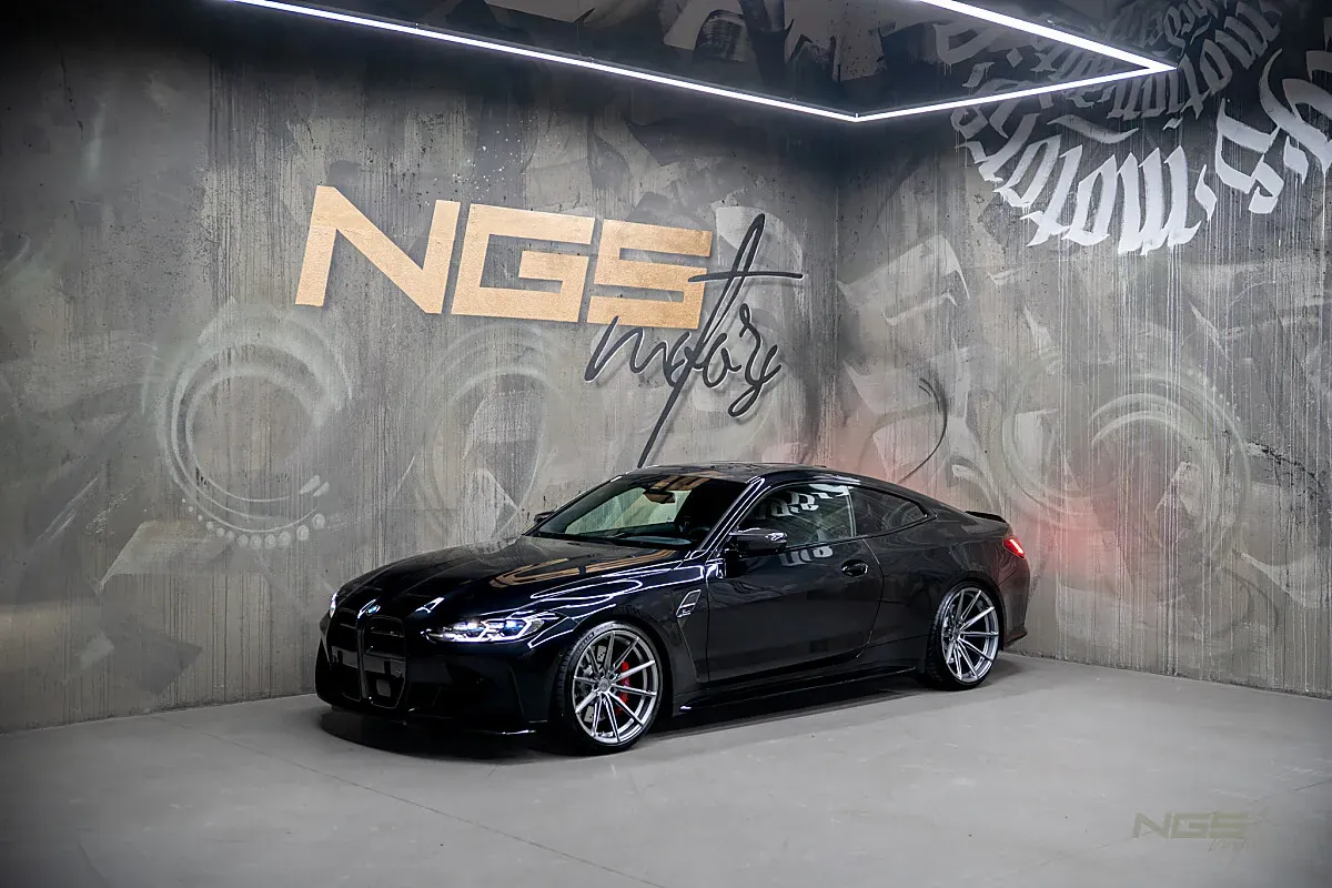 BMW 4 Series 2023 photo 2
