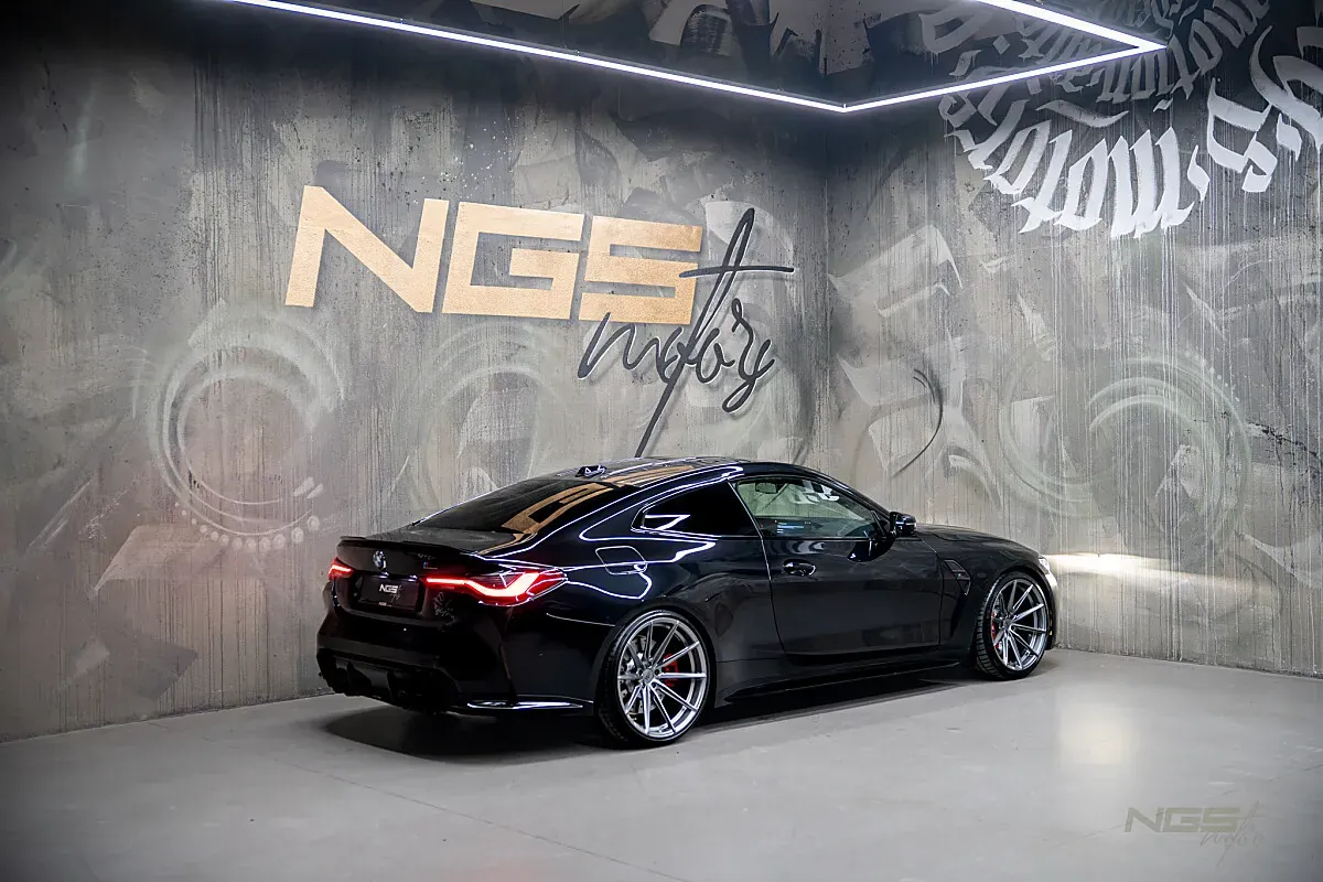 BMW 4 Series 2023 photo 3