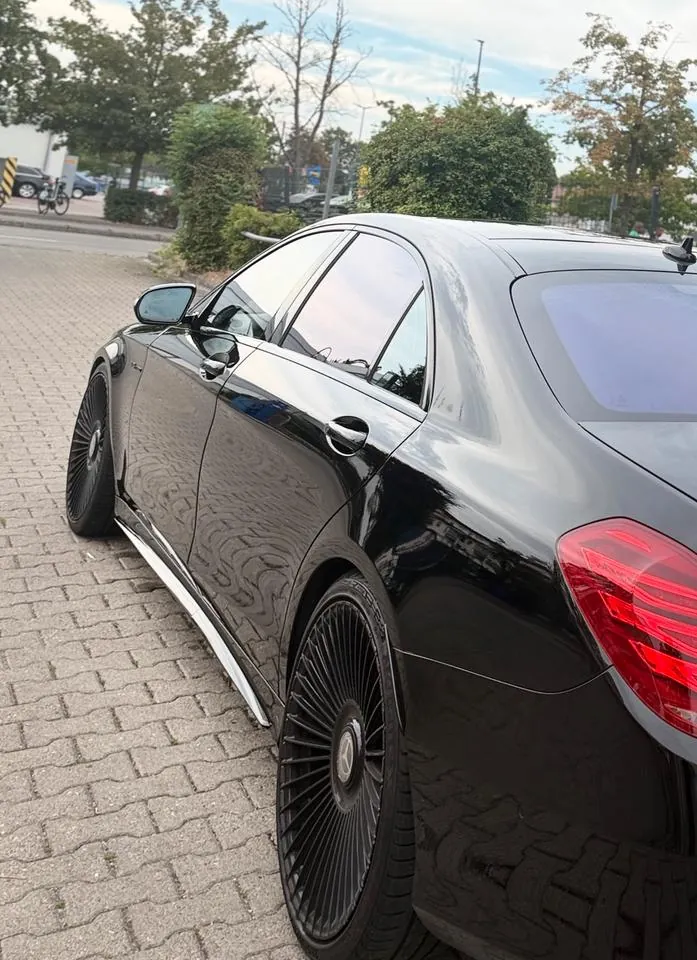 Mercedes-Benz S63 Amg