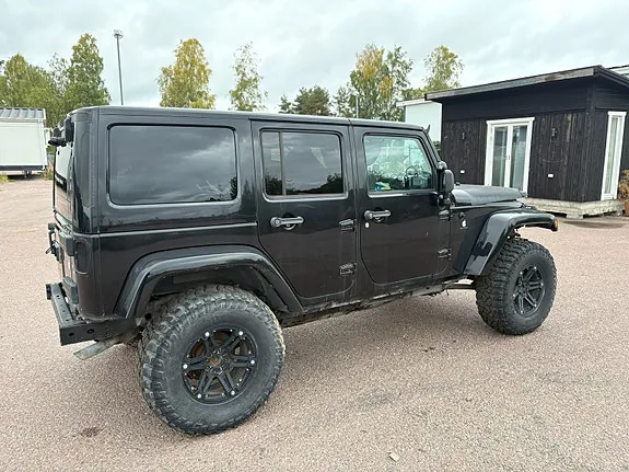 Jeep Wrangler Unlimited 2012 photo 4