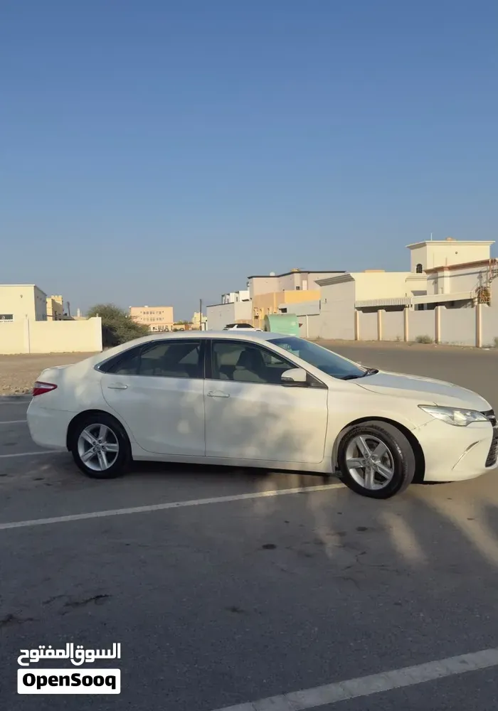 Toyota Camry 2016 photo 3