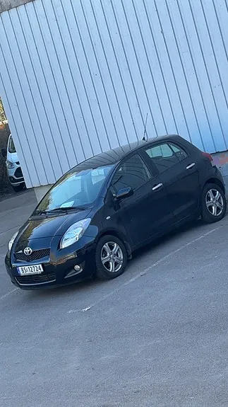 Toyota Yaris 2010 photo 5