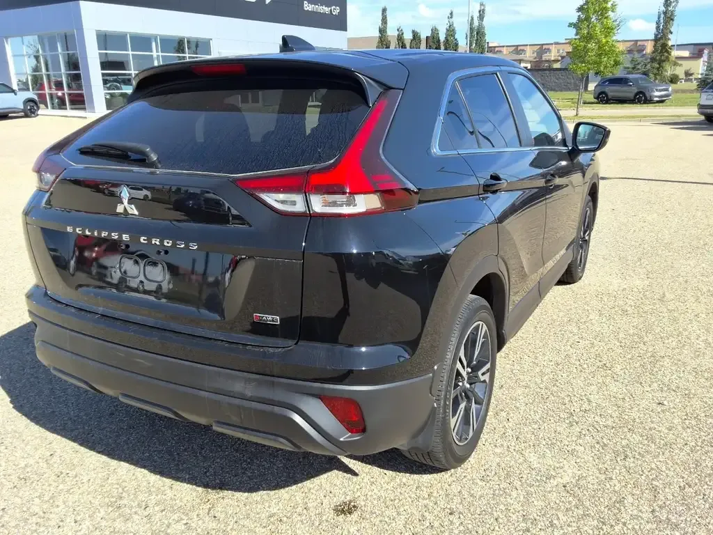 Mitsubishi Eclipse Cross 2023 photo 5