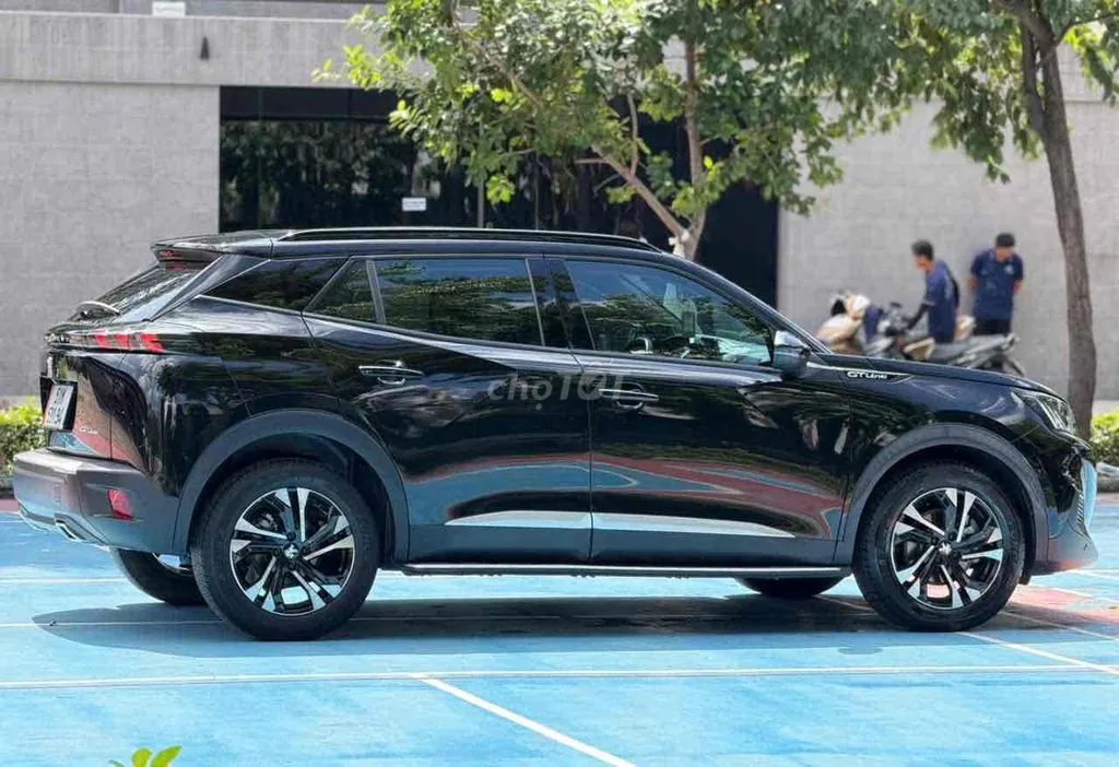 Peugeot 2008 2021 photo 5