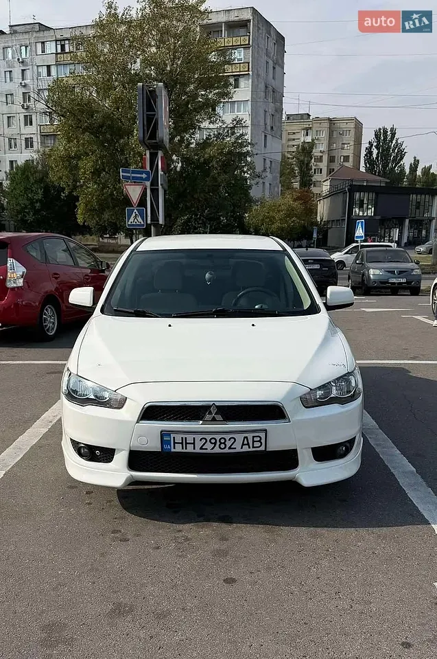 Mitsubishi Lancer 2008 photo 2