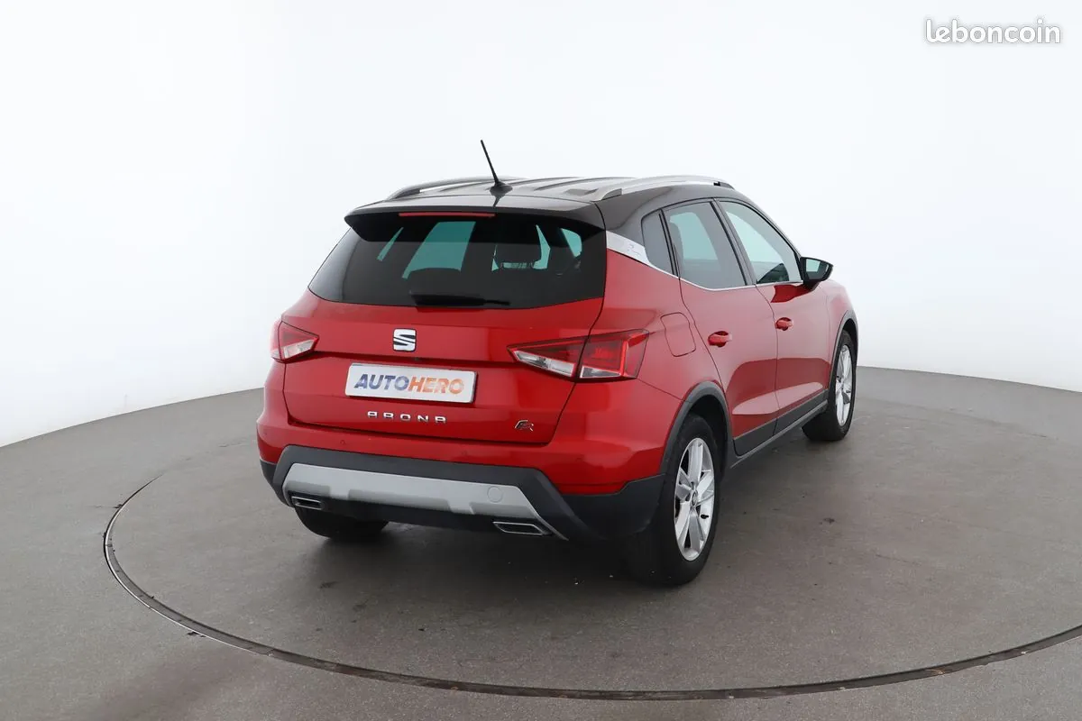 Seat Arona 2020 photo 3