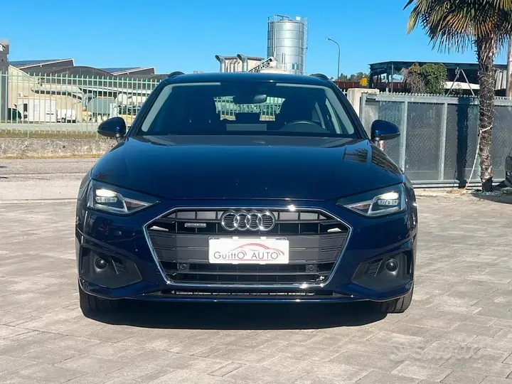 Audi A4 Avant 2022 photo 3